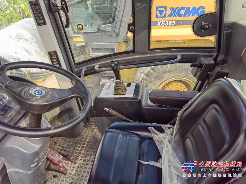 徐州市出售转让二手不详小时2020年徐工XS265JS单钢轮压路机