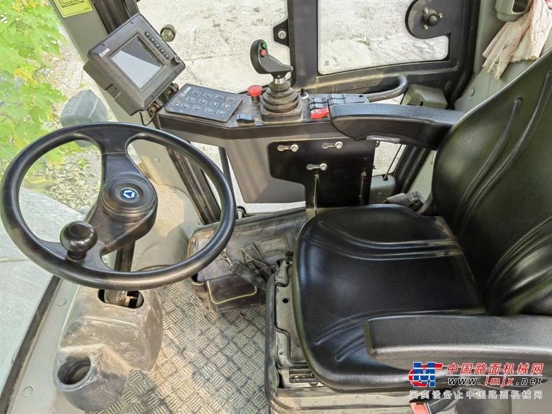 徐州市出售转让二手不详小时2020年徐工XS335单钢轮压路机