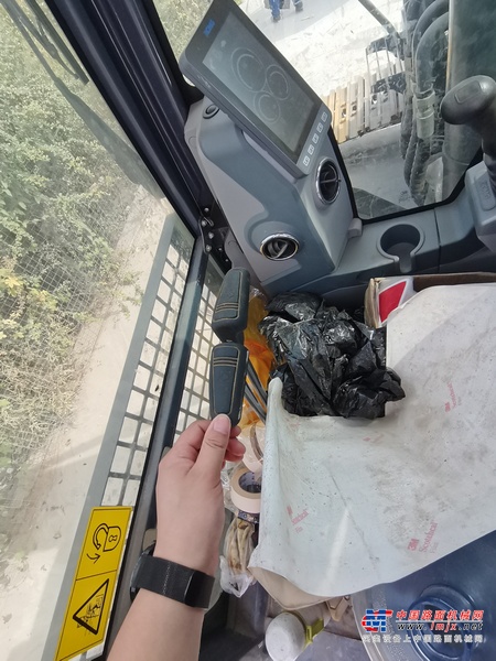 徐州市出售转让二手不详小时--年徐工XE270DK挖掘机