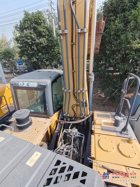 徐州市出售转让二手不详小时2015年徐工XE240D挖掘机
