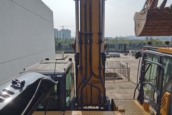 徐州市出售转让二手不详小时2020年徐工XE380DK挖掘机