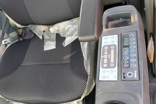 徐州市出售转让二手不详小时2018年徐工XE335C挖掘机