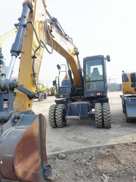 徐州市出售转让二手不详小时2020年徐工XE155D挖掘机