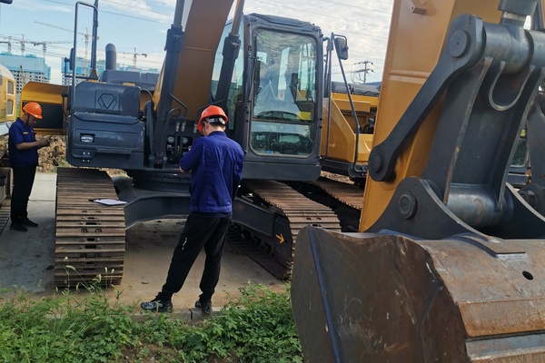 徐州市出售转让二手不详小时2020年徐工XE200DA挖掘机