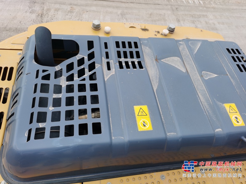 徐州市出售转让二手不详小时2018年徐工XE215D挖掘机