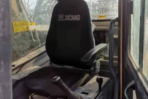 徐州市出售转让二手不详小时2018年徐工XE225DK挖掘机