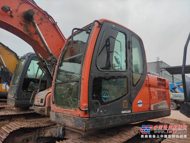 出售转让二手不详小时2019年斗山DX130-9C挖掘机