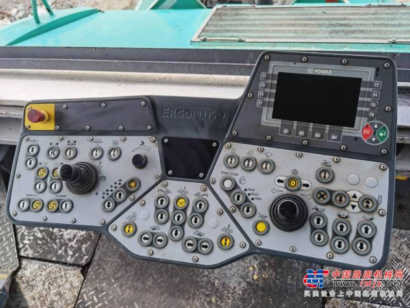 徐州市出售转让二手不详小时2018年福格勒S1880-3L沥青摊铺机