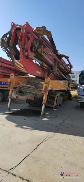 银川市出售转让二手不详小时2012年徐工HB56泵车