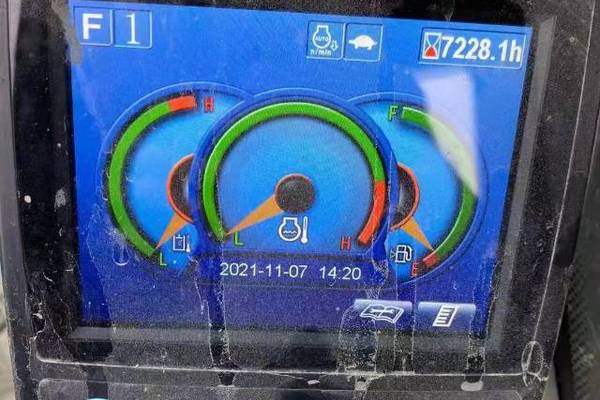 徐州市出售转让二手不详小时2018年柳工CLG920E挖掘机