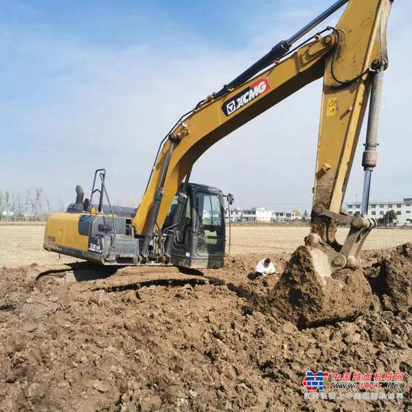 徐州市出售转让二手不详小时2021年徐工XE215DA挖掘机