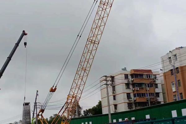 徐州市出售转让二手不详小时2014年徐工QUY50履带起重机
