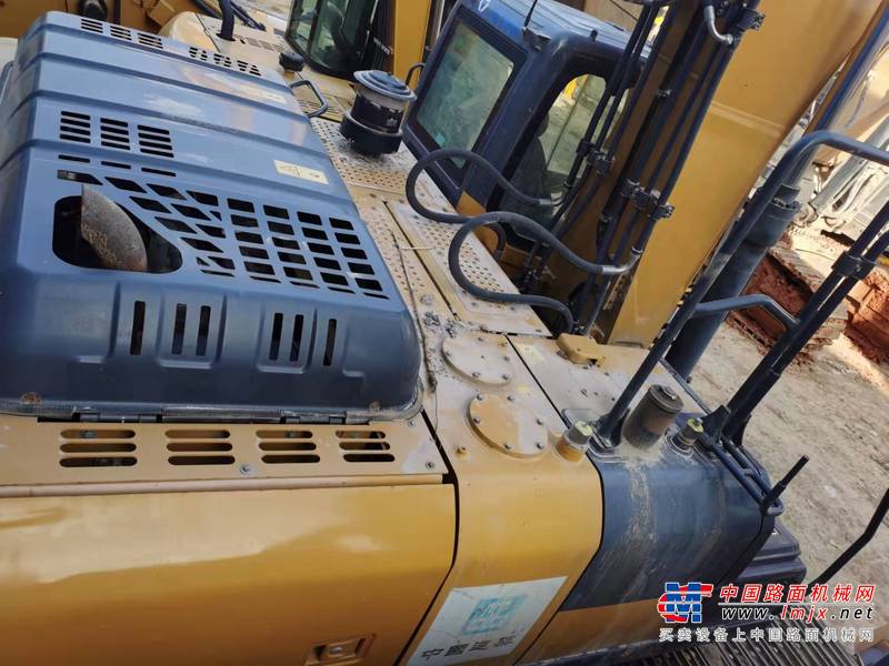 徐州市出售转让二手不详小时2018年徐工XE215D挖掘机