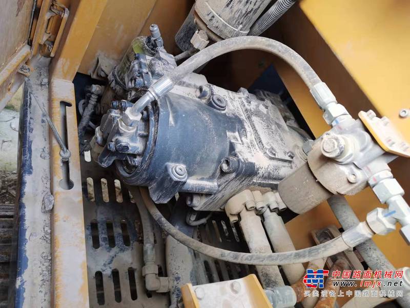 徐州市出售转让二手不详小时2018年徐工XE215D挖掘机