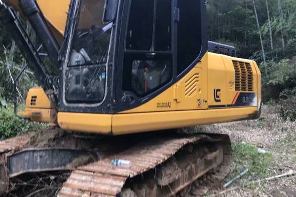 徐州市出售转让二手不详小时2020年柳工CLG920E挖掘机