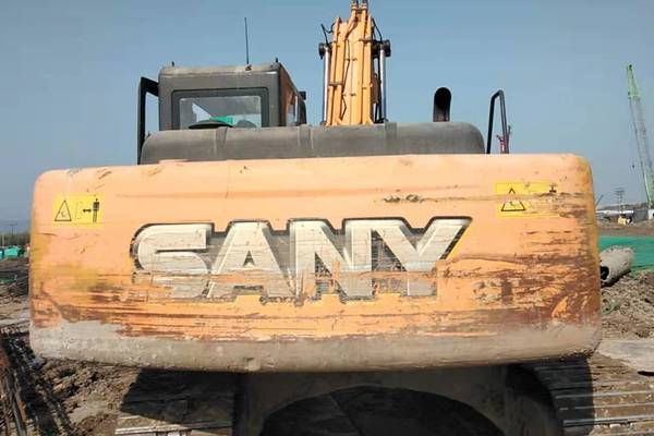 徐州市出售转让二手不详小时2014年三一重工SY215挖掘机
