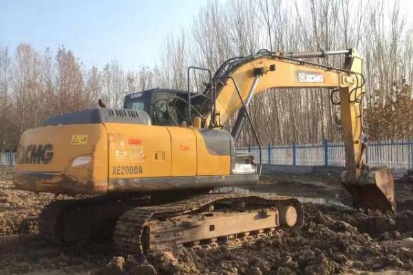 徐州市出售转让二手不详小时2019年徐工XE200D挖掘机