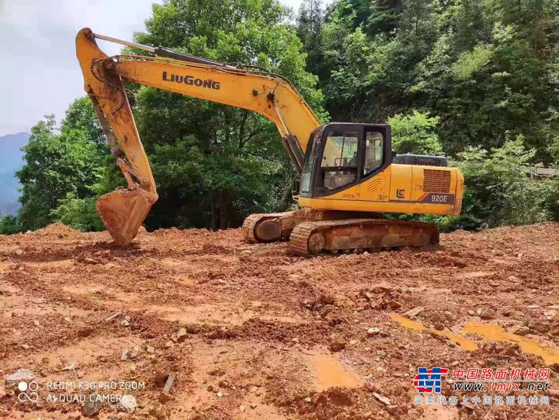 徐州市出售转让二手不详小时2018年柳工CLG920E挖掘机