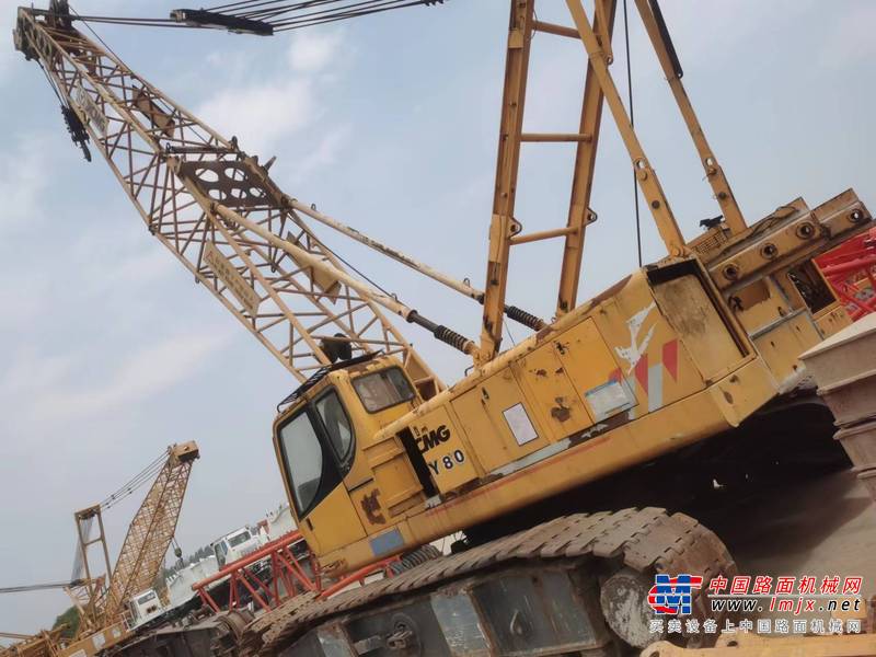 徐州市出售转让二手不详小时2014年徐工QUY70履带起重机