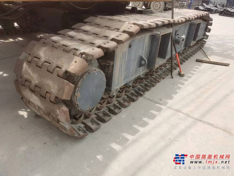 徐州市出售转让二手不详小时2014年徐工QUY70履带起重机