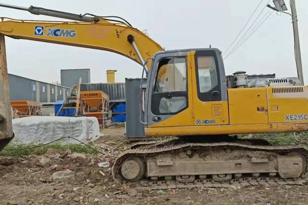 徐州市出售转让二手不详小时2012年徐工XE215C挖掘机