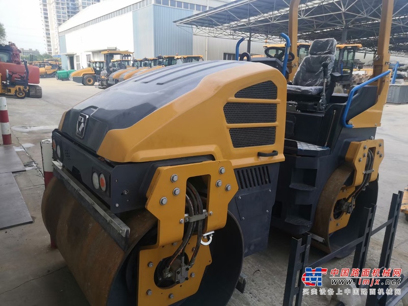 徐州市出售转让二手不详小时2020年徐工XD140双钢轮压路机