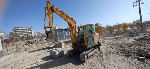 博尔塔拉出售转让二手不详小时2019年山东临工E665F挖掘机