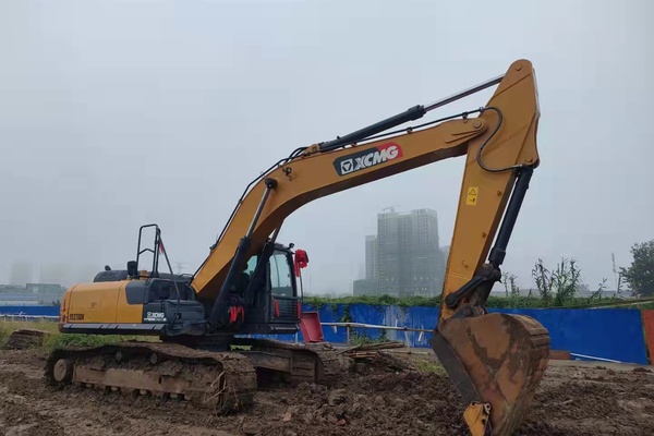 徐州市出售转让二手不详小时2020年徐工XE270DK挖掘机