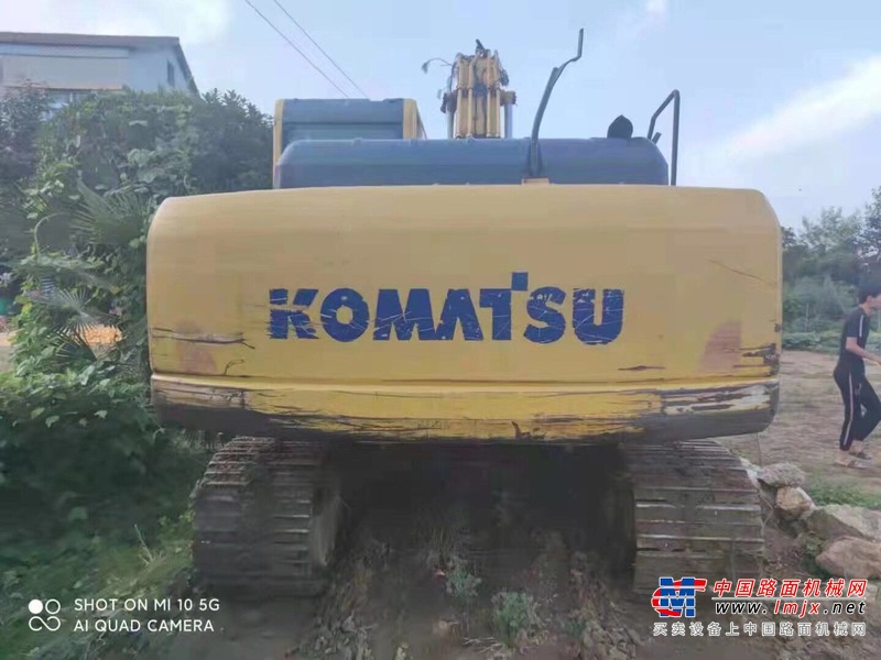 荆门市出售转让二手不详小时2014年小松PC200-8M0挖掘机