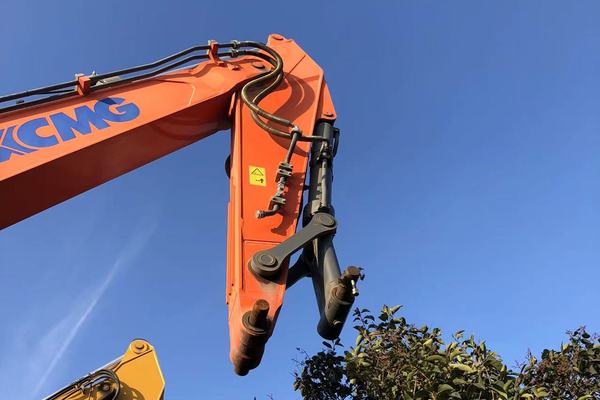 徐州市出售转让二手不详小时2020年徐工XE470U挖掘机