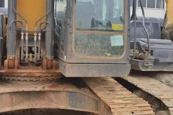 徐州市出售转让二手不详小时2021年徐工XE215DA挖掘机