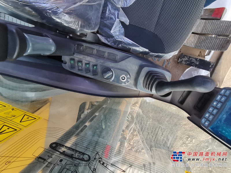 徐州市出售转让二手不详小时2022年徐工XE265C挖掘机