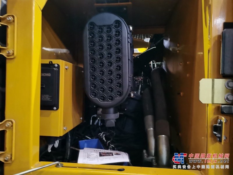 徐州市出售转让二手不详小时2019年徐工XE240D挖掘机