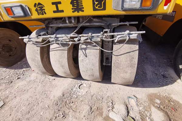 徐州市出售转让二手不详小时2014年徐工XP303轮胎压路机