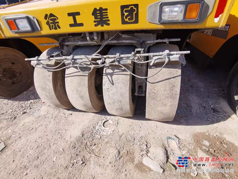 徐州市出售转让二手不详小时2014年徐工XP303轮胎压路机