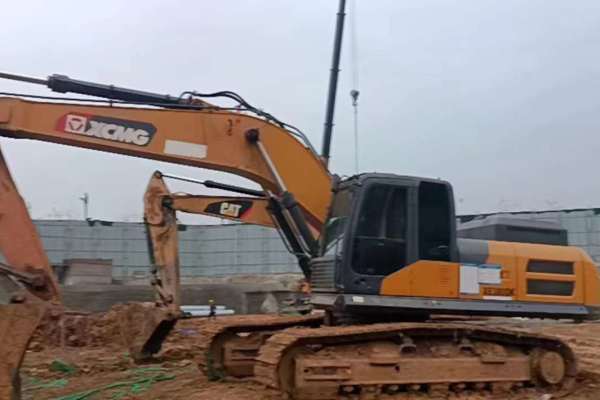 徐州市出售转让二手不详小时2021年徐工XE335C挖掘机