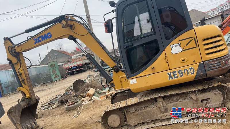 徐州市出售转让二手不详小时2017年徐工XE60D挖掘机