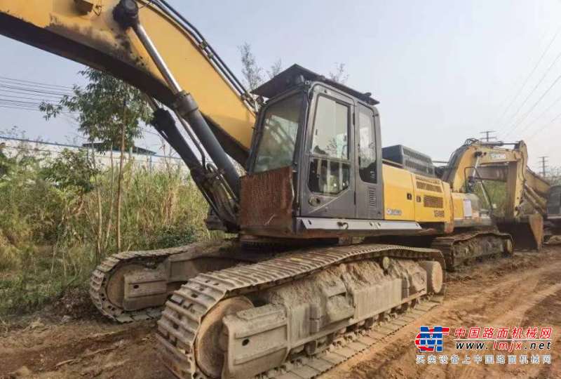 徐州市出售转让二手不详小时2015年徐工XE490D挖掘机