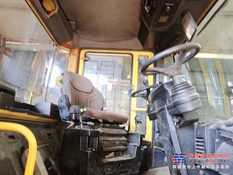 徐州市出售转让二手不详小时2011年宝马格BW203AD-4 双钢轮压路机