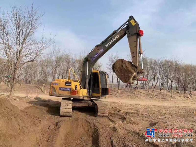 徐州市出售转让二手不详小时2018年沃尔沃EC140挖掘机