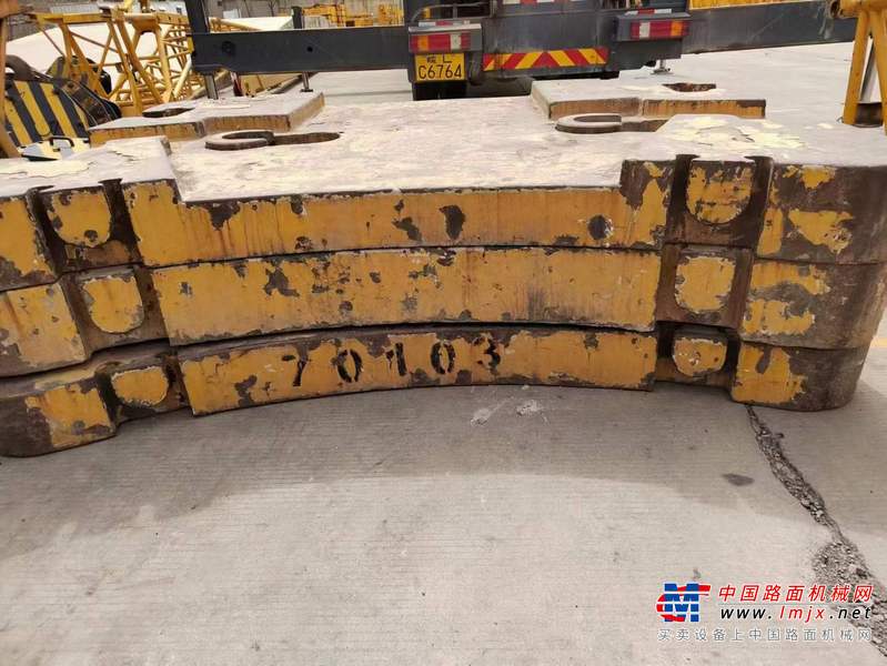 徐州市出售转让二手不详小时2010年徐工QAY200全地面起重机
