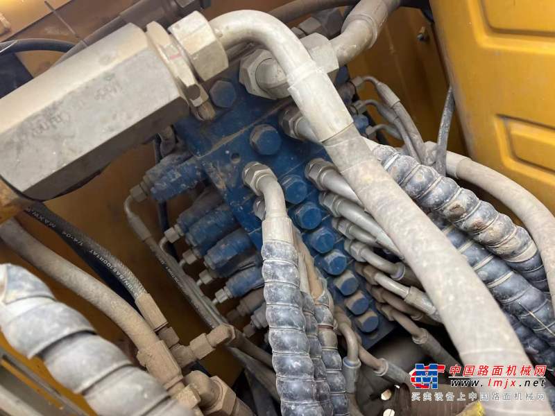 徐州市出售转让二手不详小时2018年徐工XE75D挖掘机