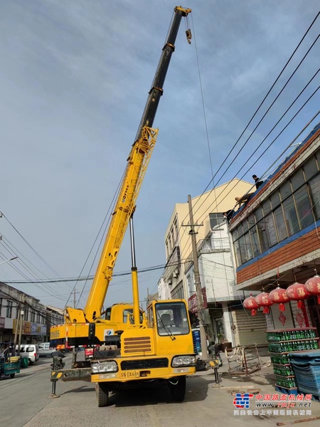 镇江市出售转让二手不详小时2010年徐工QY20B汽车起重机