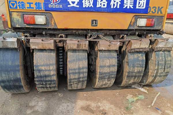 徐州市出售转让二手不详小时2018年徐工XP303K轮胎压路机