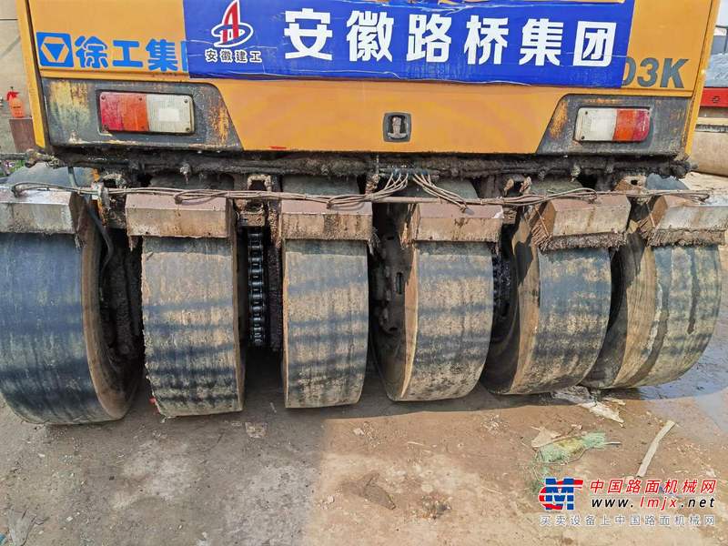 徐州市出售转让二手不详小时2018年徐工XP303K轮胎压路机