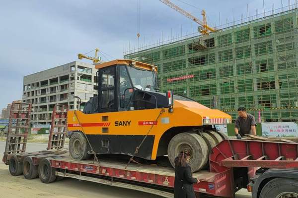 徐州市出售转让二手不详小时2016年三一重工SPR300-5轮胎压路机