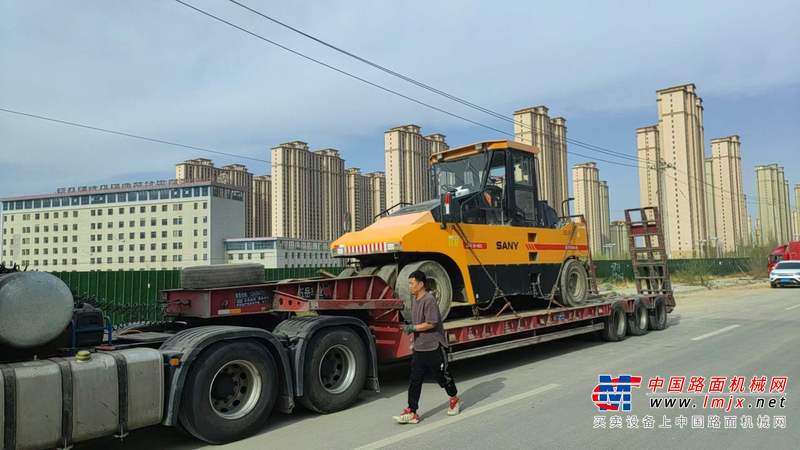 徐州市出售转让二手不详小时2016年三一重工SPR300-5轮胎压路机