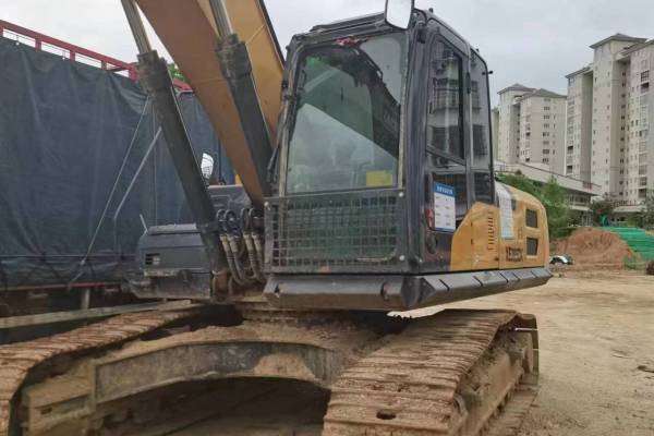 合肥市出售转让二手不详小时2021年徐工XE245DK挖掘机