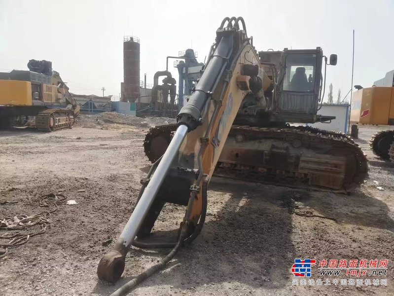 乌海市出售转让二手不详小时--年徐工XE700D挖掘机