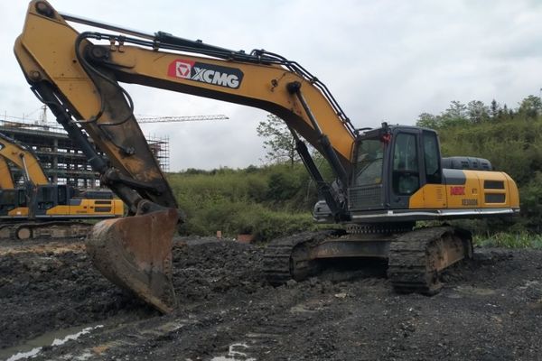 邵阳市出售转让二手不详小时2021年徐工XE380DK挖掘机